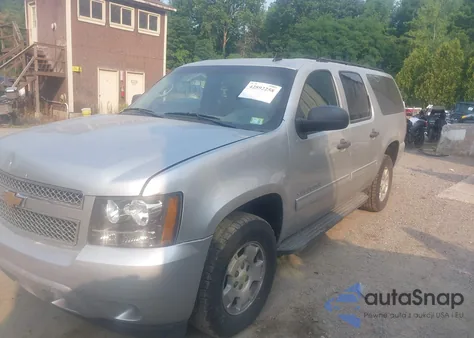 2010 Chevrolet Suburban 1500 Ls из США, поврежденный, VIN 1GNUKHE34AR258278
